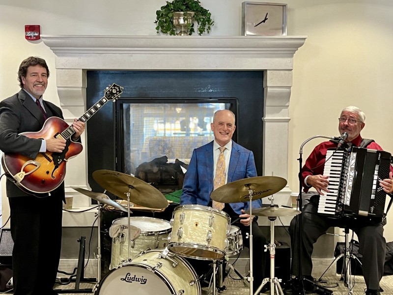 Eddie Monteiro Trio